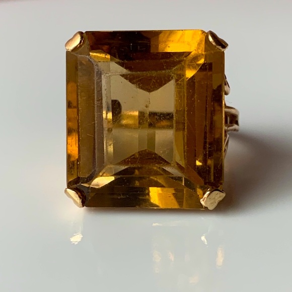 VINTAGE 14K YELLOW GOLD HUGE STEP EMERALD CUT CITRINE QUARTZ RING STATEMENT - Picture 5 of 16